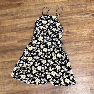 ➖3 for $15➖ Forever 21 Open Cross Back Floral Skater Dress